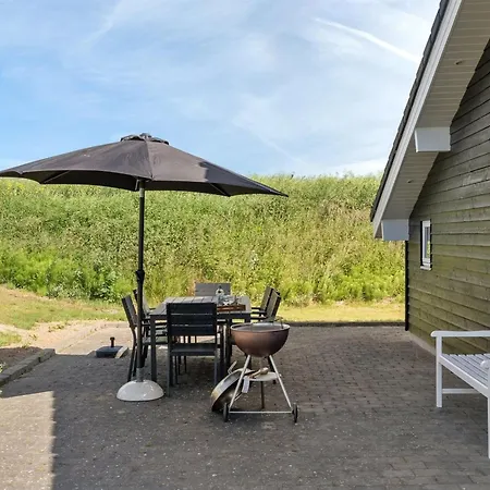 Bitha - 400m From The Sea By Interhome *